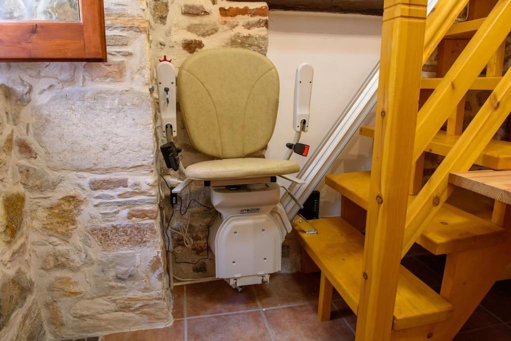 Lavrio Stone House 5 Min From The Centre/Port Apartamento Exterior foto